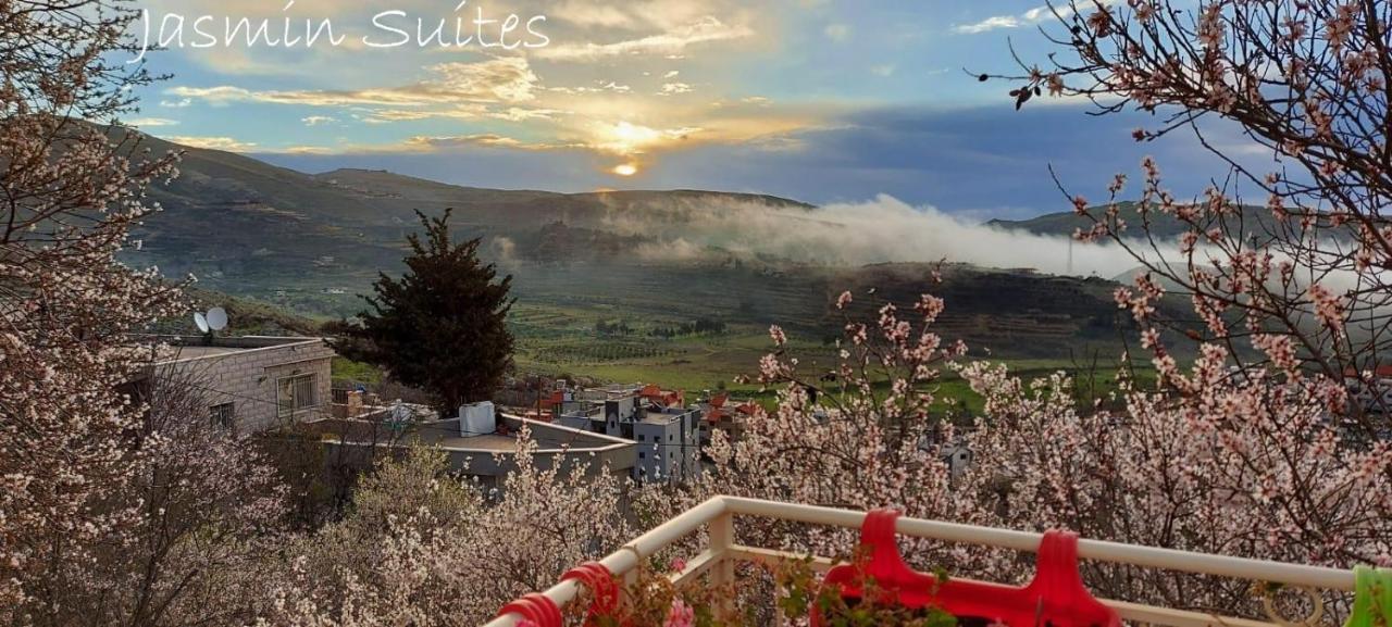 Jasmin Suites Majdal Shams Exterior foto