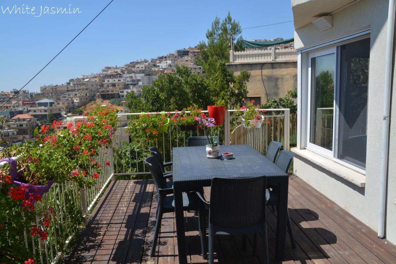 Jasmin Suites Majdal Shams Exterior foto