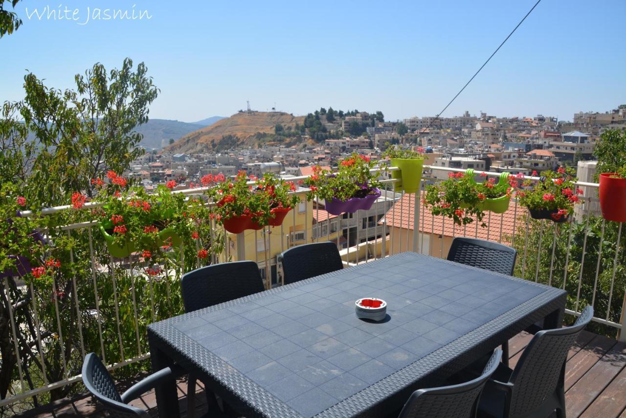Jasmin Suites Majdal Shams Exterior foto